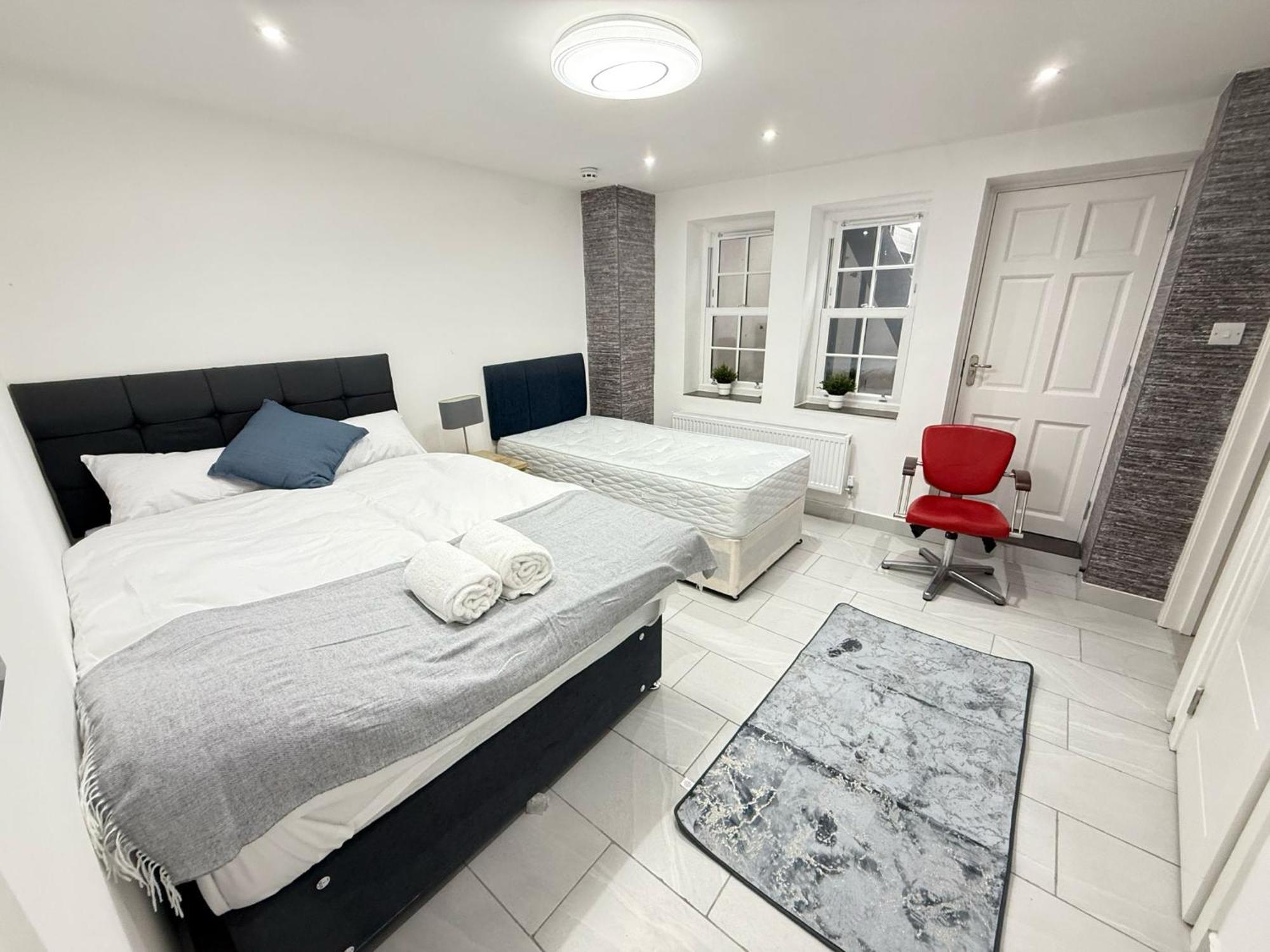 Bell Street 2 Bedroom Flat B *