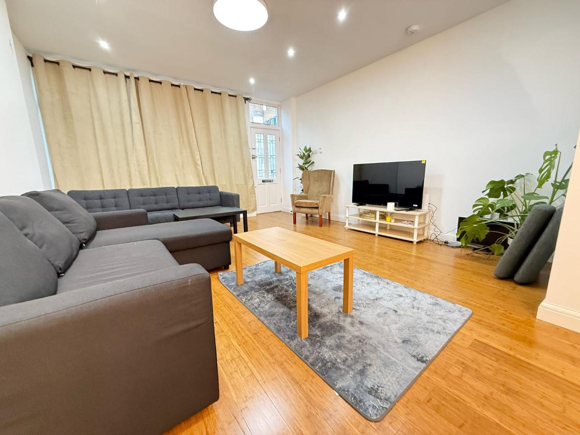 Apartment Bell Street 2 Bedroom Flat B London