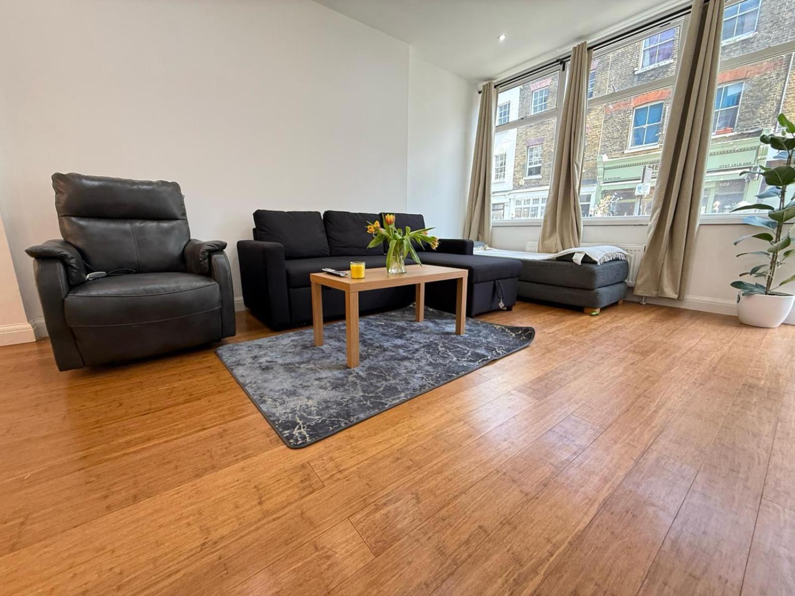 Bell Street 2 Bedroom Flat B Apartment *